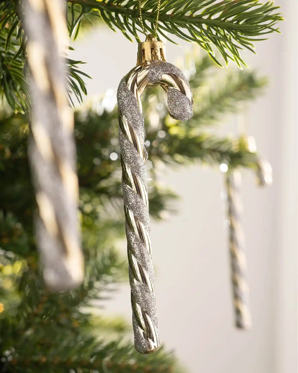 Set of 6 Shatterproof Candy Cane Baubles, Gold & White, 13 cm