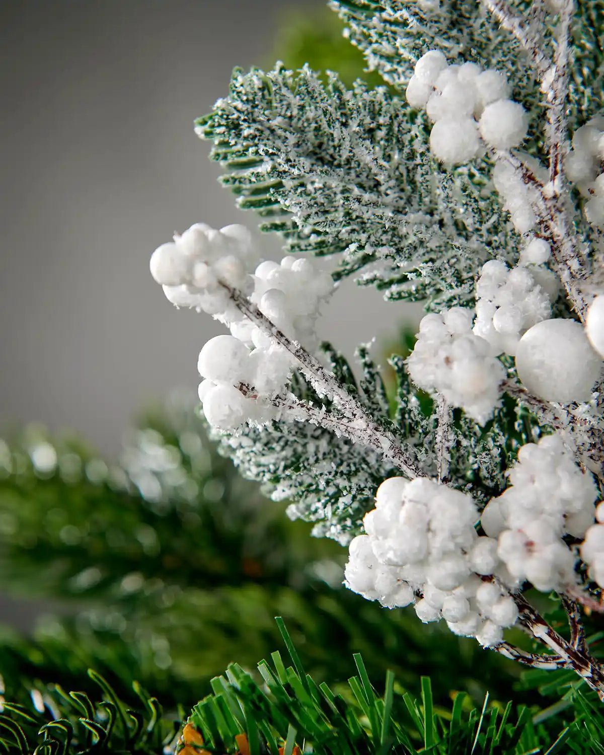 White Artificial Berries Pick, 31 cm - Image 2