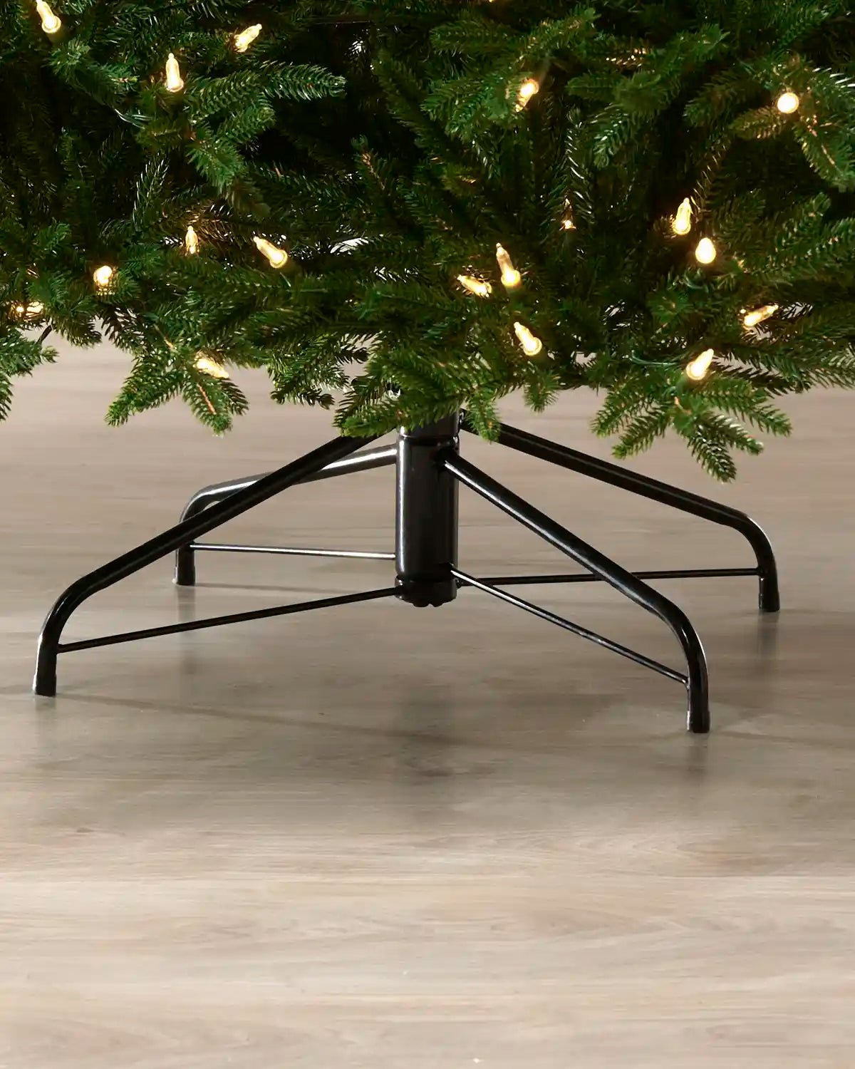 Pre-Lit Heritage Spruce Christmas Tree, 8.5 ft - Image 5