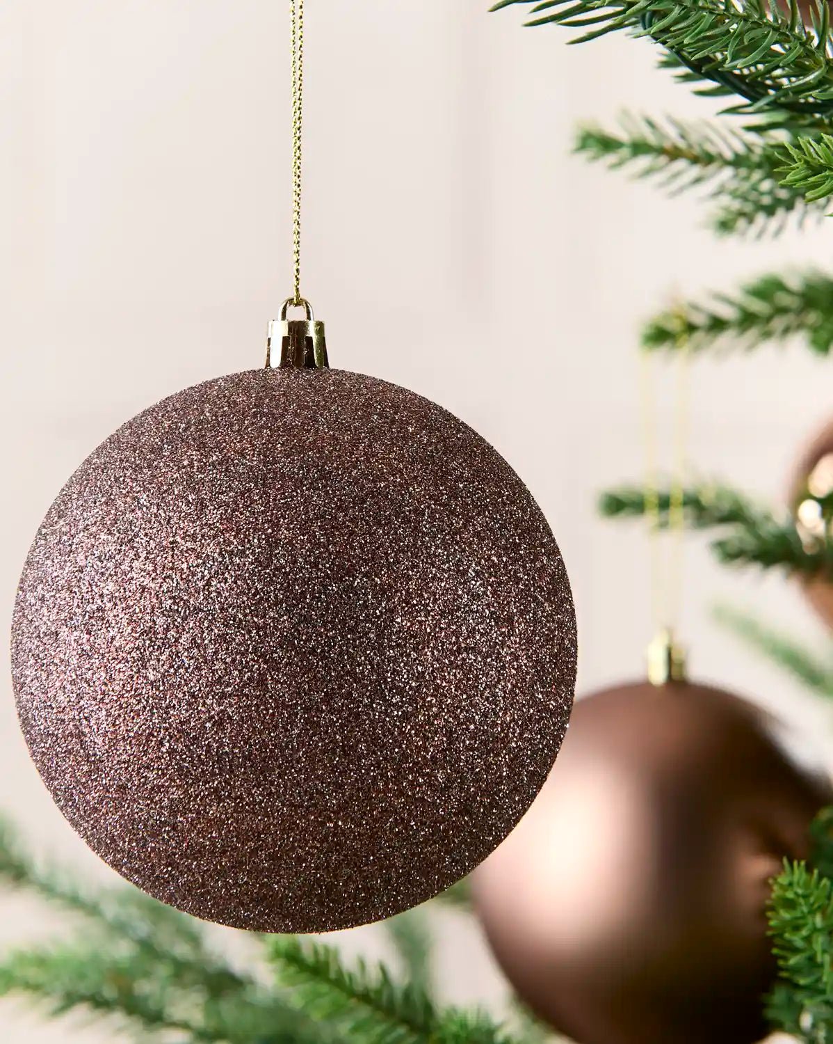 Set of 9 Shatterproof Baubles, Mocha, 10 cm - Image 2