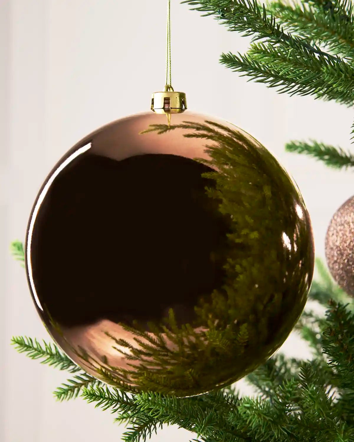 Mocha Oversized Shatterproof Bauble, Gloss, 20 cm — 20 cm / Gloss - Image 3