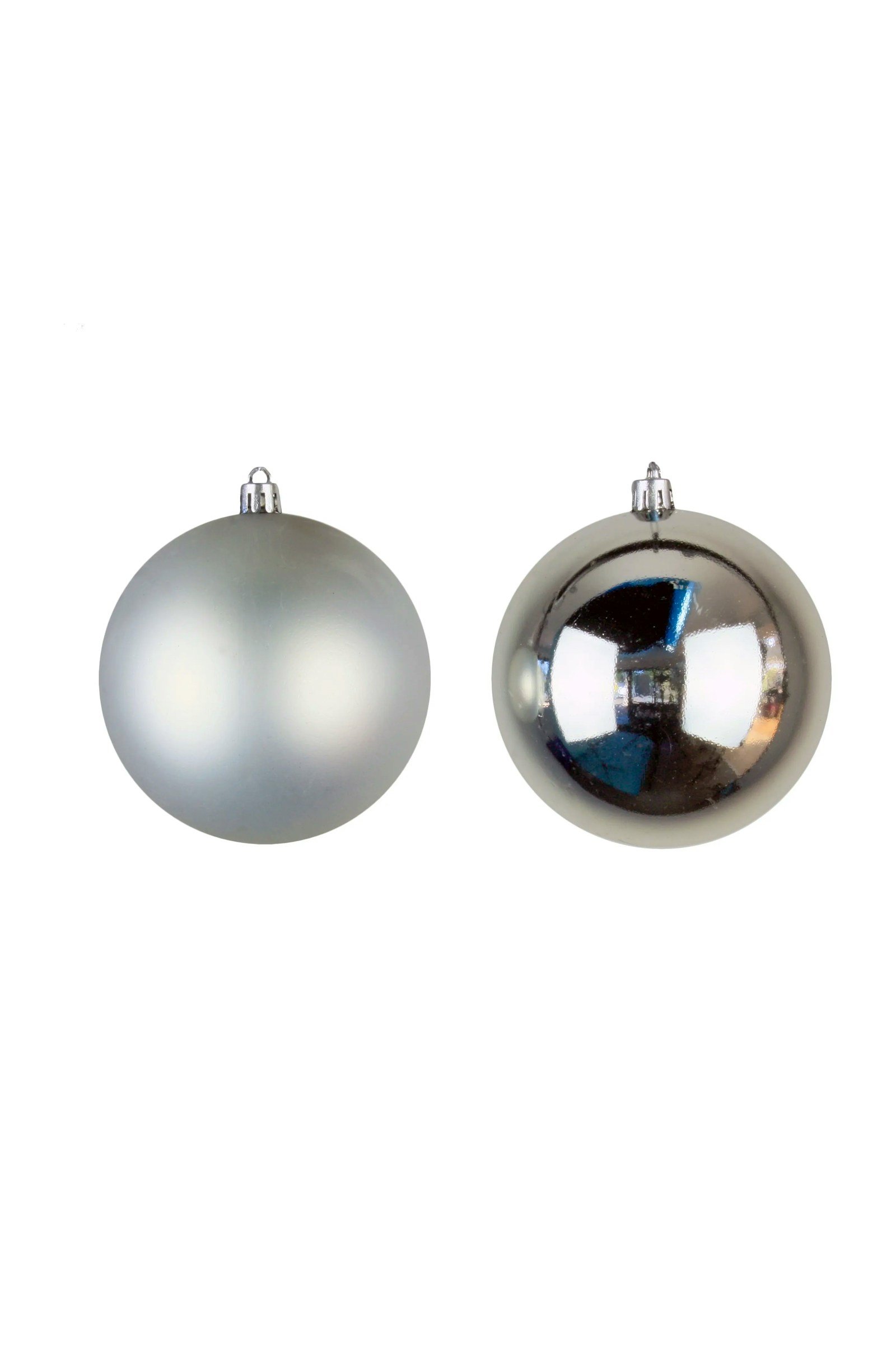 10cm Silver Shatter Proof Baubles (6 Pack) - Image 2