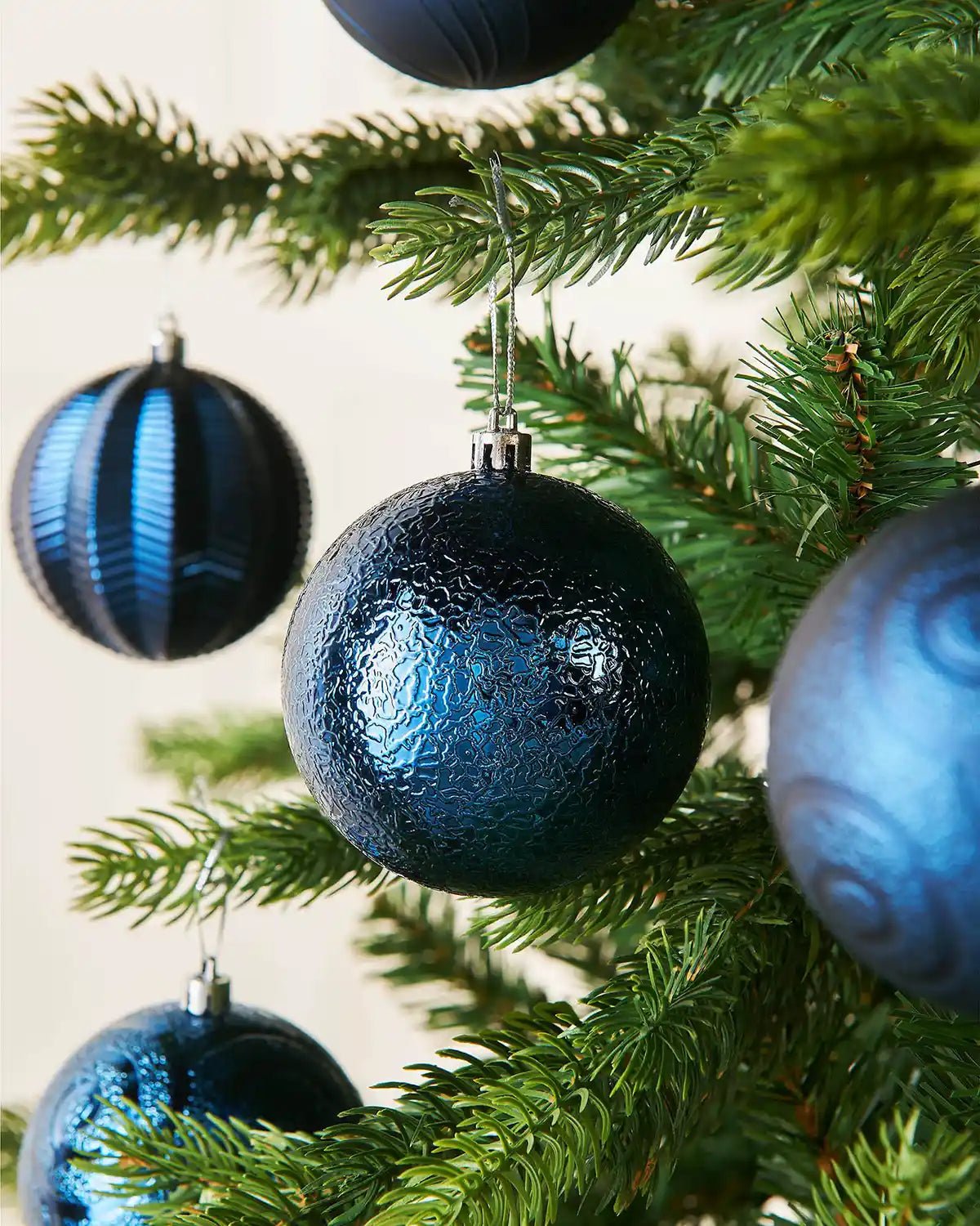 Set of 16 Shatterproof Baubles, Navy, 8 cm - Image 3