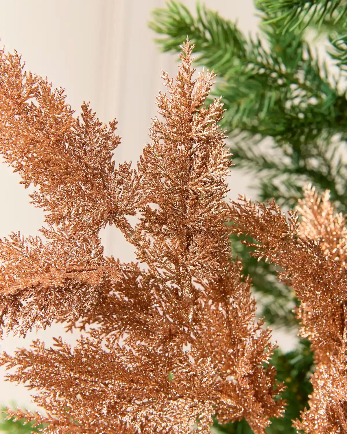 Rose Gold Large Glitter Tip Spray, 63 cm - Image 2