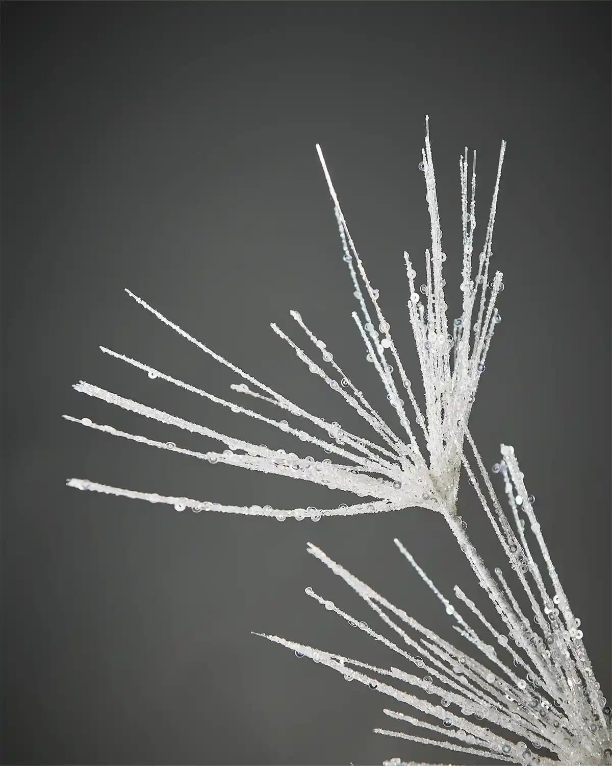 Glitter Firework Spray, White, 74 cm - Image 4