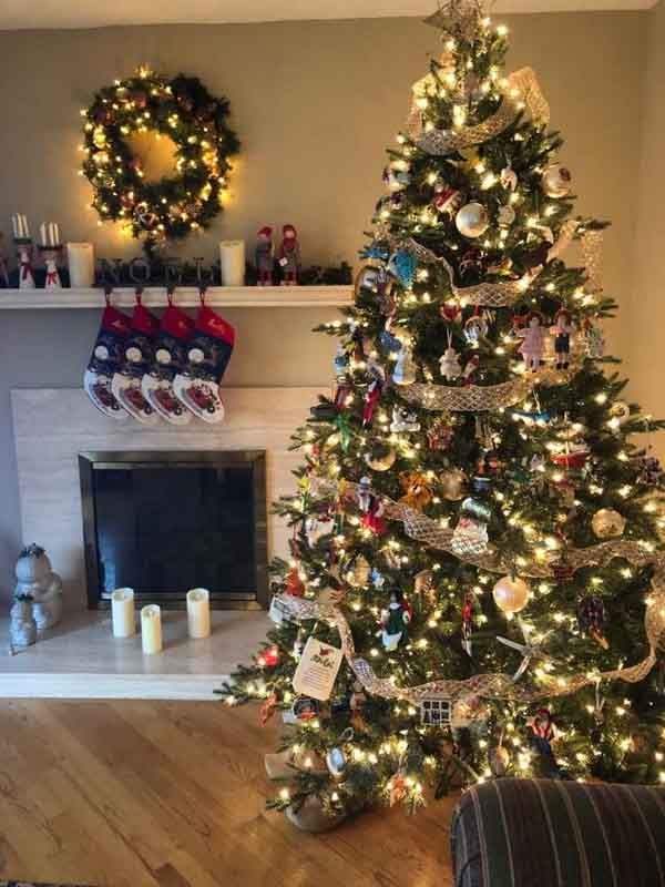 9' Deluxe Geneva Fir Tree - Multi - Image 3