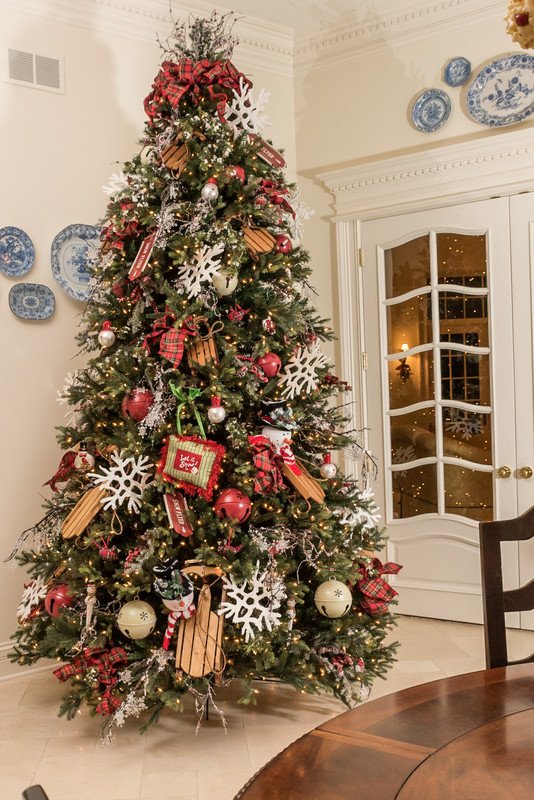 10' Deluxe Geneva Fir Tree-ColorChange 3mm LED PowerPole - Image 5