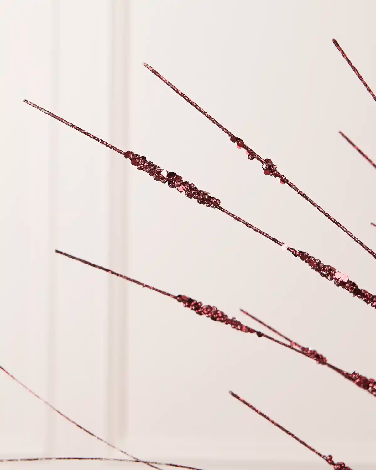 Glitter Wispy Spray, Burgundy, 100 cm - Image 4