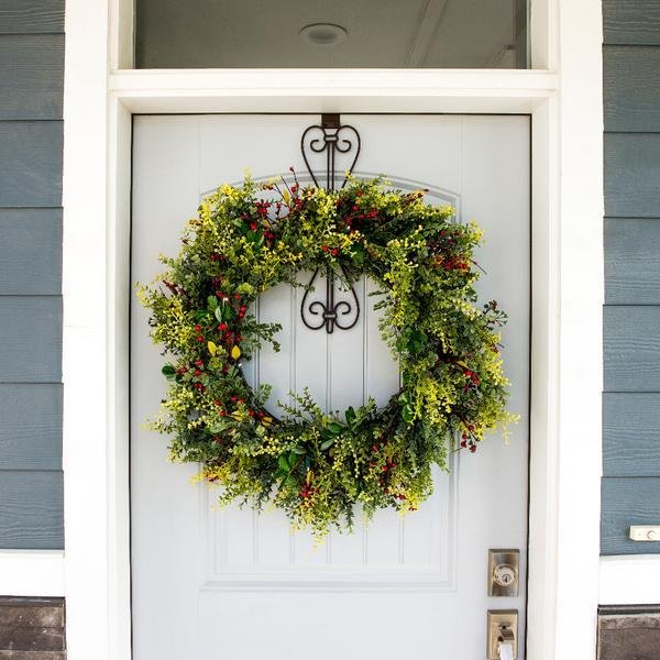 Elegant Vertical Wreath Hanger Adjustable