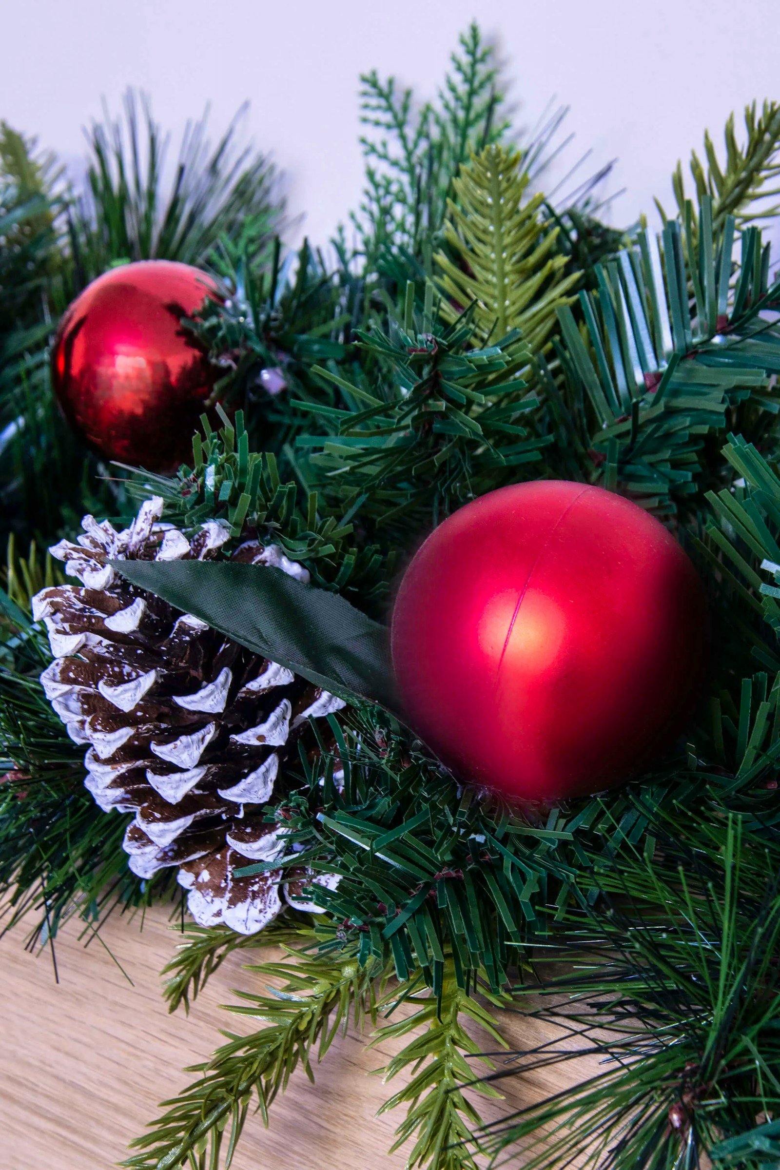 180cm Decorated Mixed Pine Garland with Red Baubles - Image 5