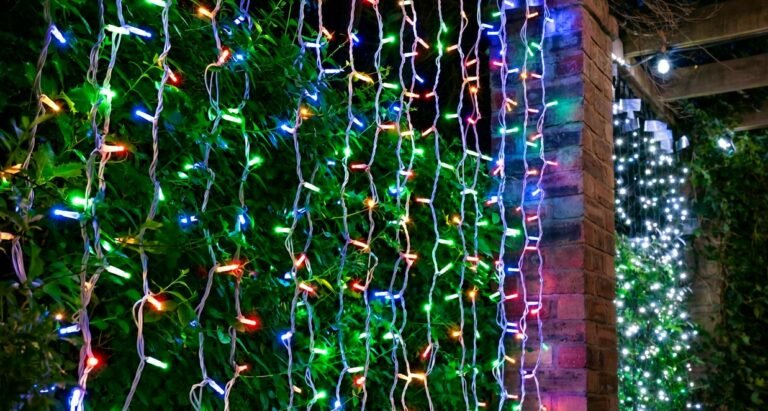Crownvine Multicolour Static Curtain Lights � White Rubber Cable (For Crownvine 230V Connectable Lights)