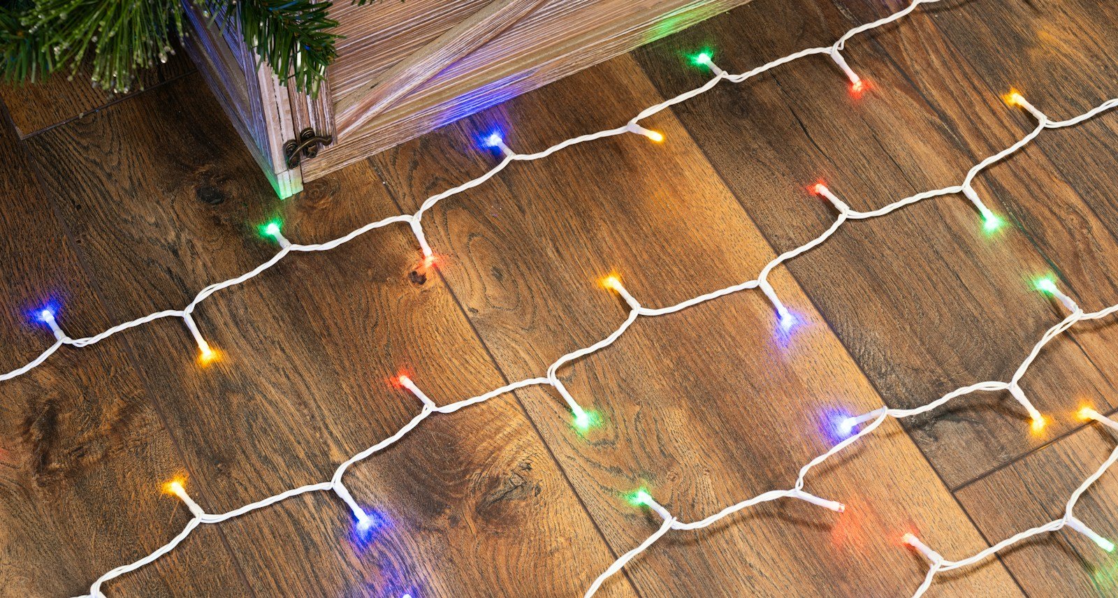 600 Multi function LED Lights with White cable - Multicolour