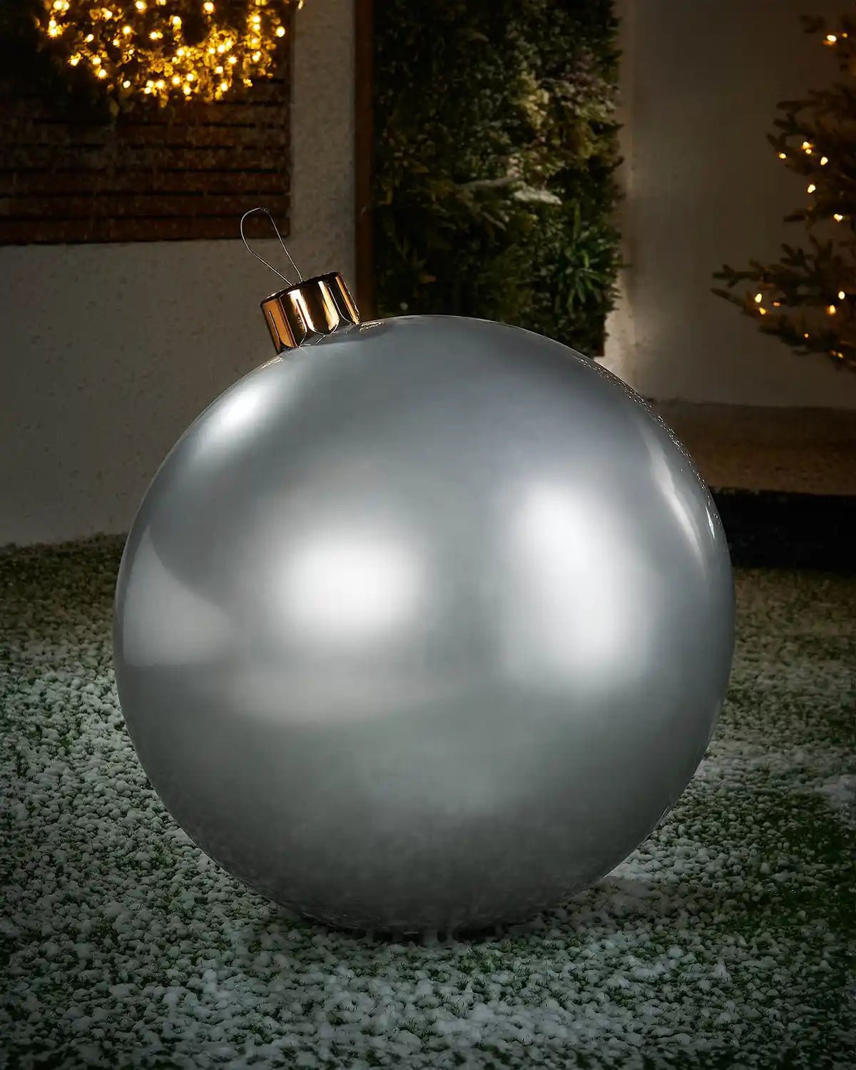 Silver Inflatable Christmas Bauble, 66 cm — Silver / Large