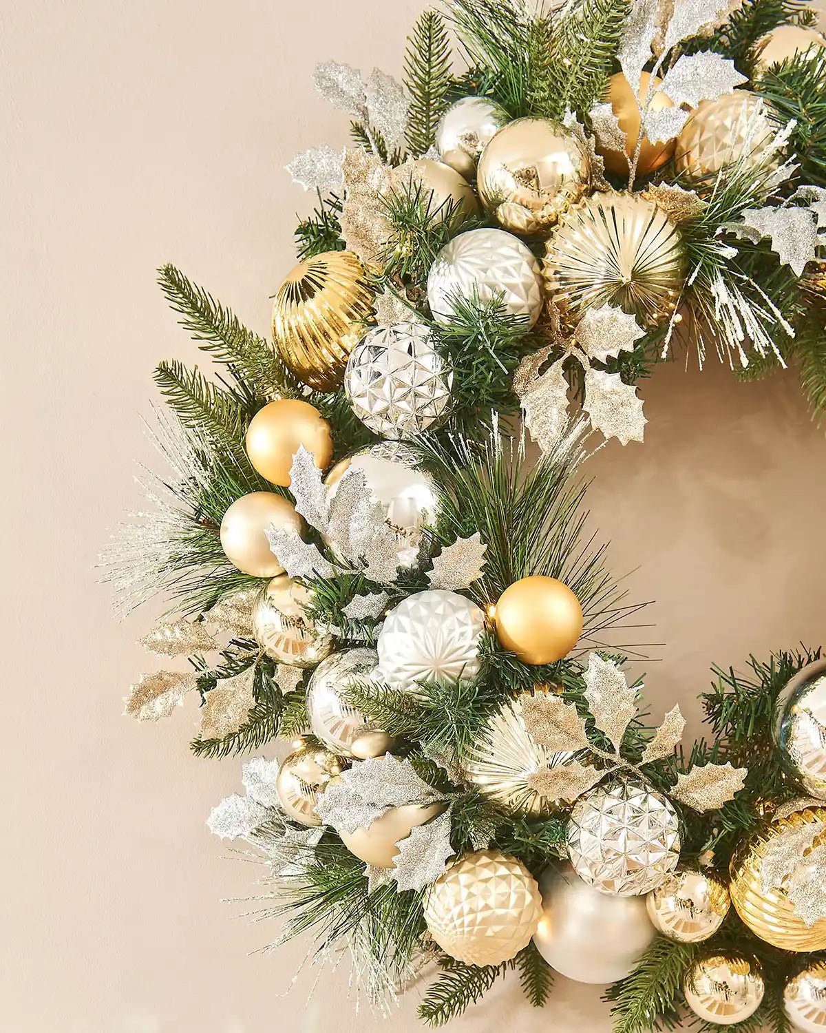 Pre-Lit Bauble Wreath, Silver & Gold, 76 cm - Image 2