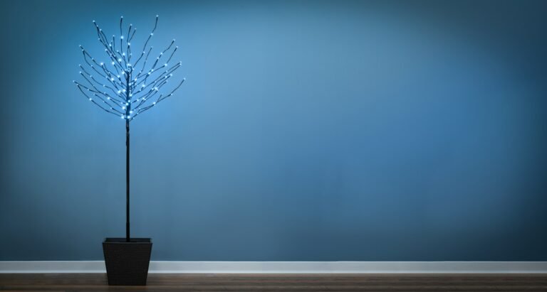 The 5ft/150cm White Twinkling LED Twig Tree