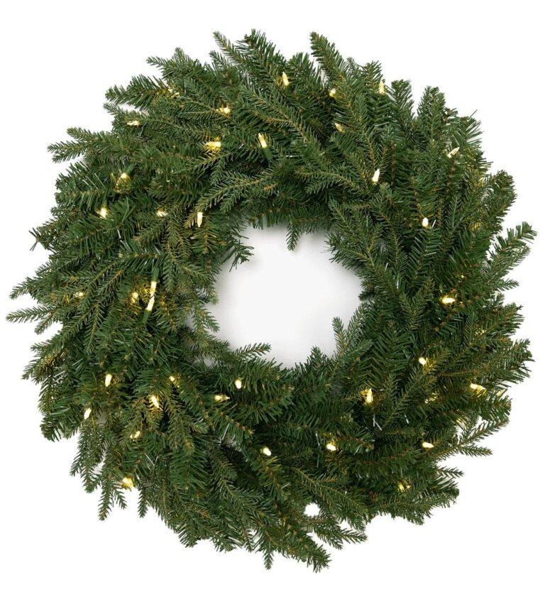 24" Cumberland Fir Wreath - Clear LED
