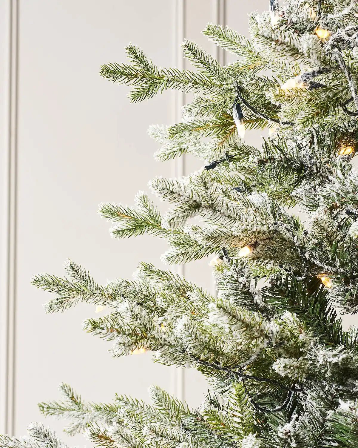 Pre-Lit Snow Flocked Fraser Fir Christmas Tree, 7 ft — 7 ft / 2.1 m - Image 2
